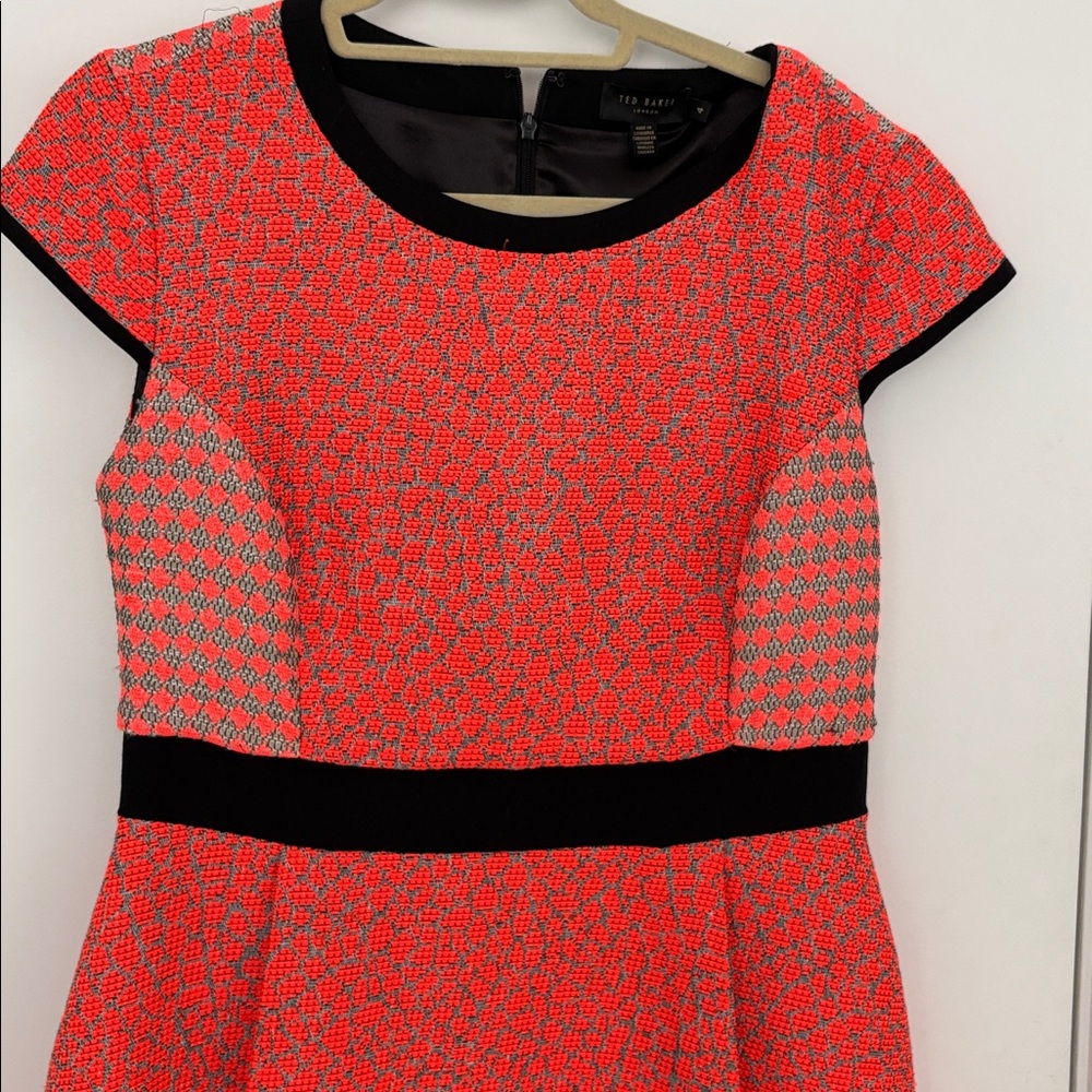 Ted Baker Qiara Tweed Jacquard Pattern Dress Size 4 - Picture 6 of 10